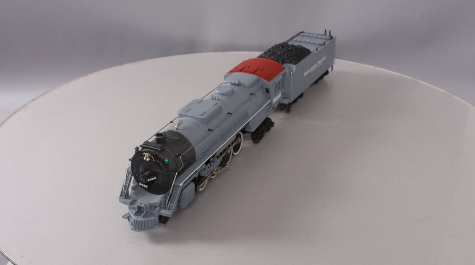Lionel 6-18016 O Gauge Northern Pacific 4-8-4 Steam Locomotive & Tender #2626 MT/Box