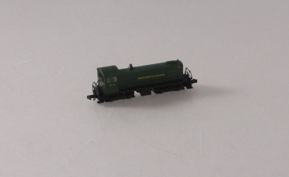Arnold 5025 N Scale Pennsylvania RR Alco Diesel Locomotive #5930 LN/Box
