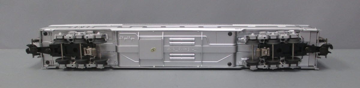 MTH 20-67065 O Gauge Louisville & Nashville 70' Streamlined Vista Dome Car LN/Box