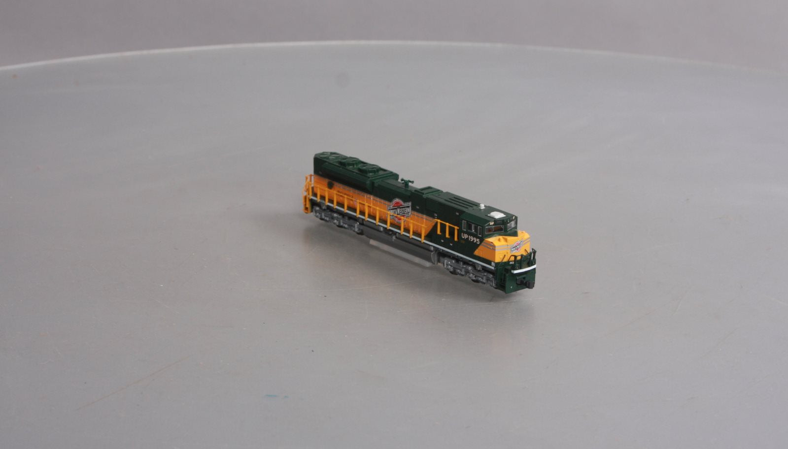 Kato 176-8407 N Scale UP Heritage/C&NW SD70ACe Diesel Loco #1995 w DCC LN/Box