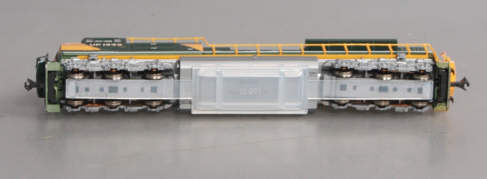 Kato 176-8407 N Scale UP Heritage/C&NW SD70ACe Diesel Loco #1995 w DCC LN/Box