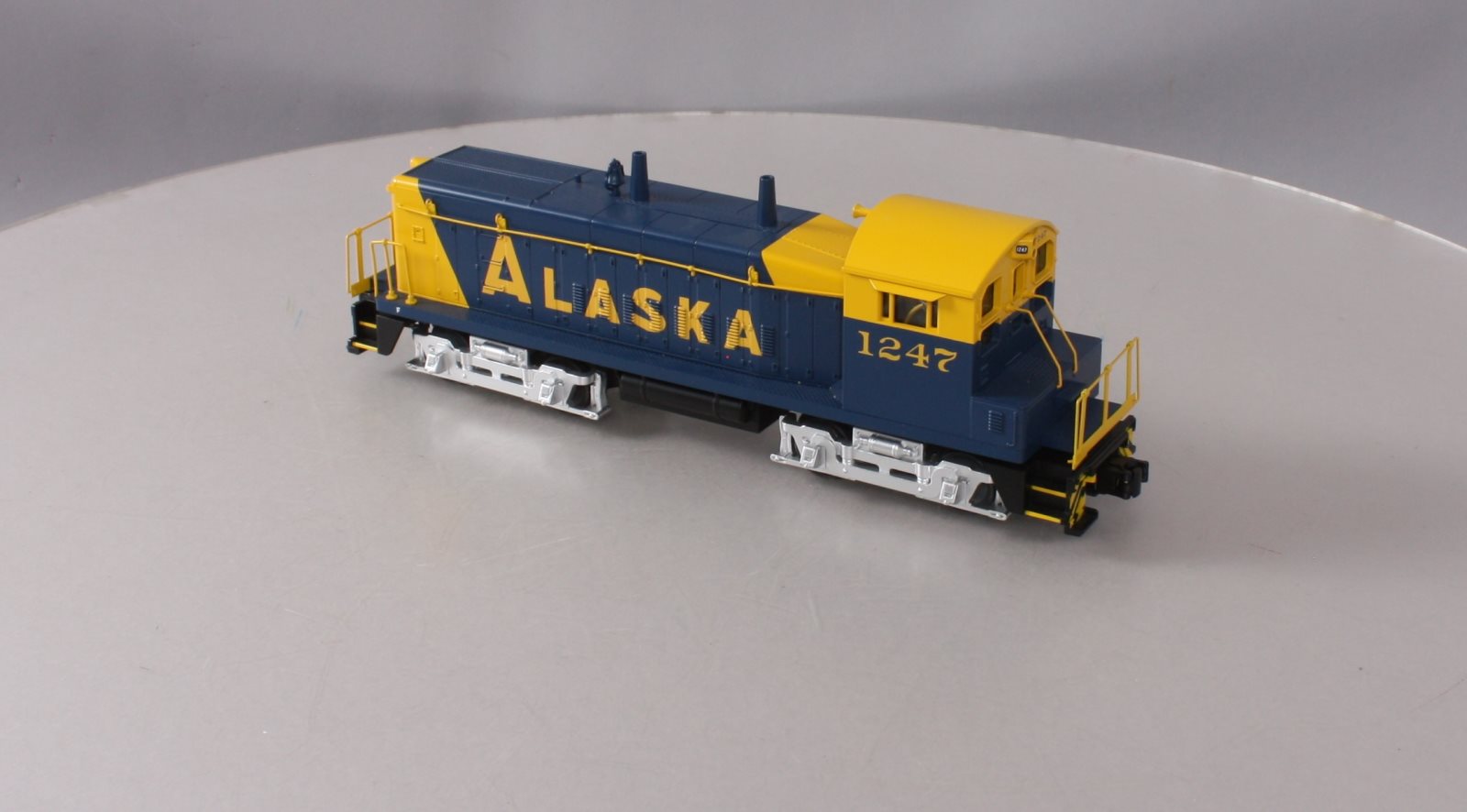 MTH 30-2221-1 O Gauge Alaska SW-9 Diesel Switcher w/PS2 #1247 LN/Box
