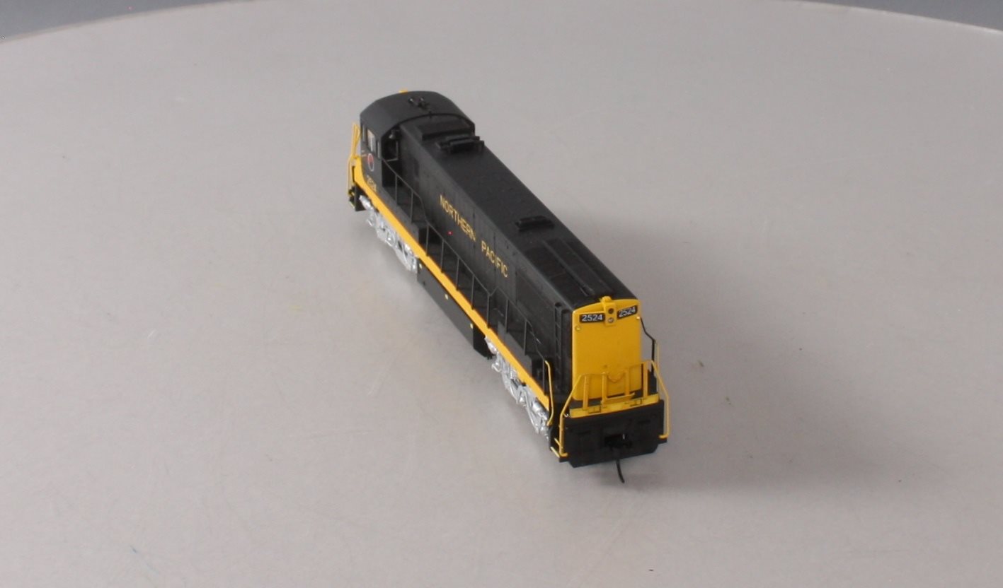 Rivarossi HR2527 HO Northern Pacific GE U25C Diesel Locomotive Sound & DCC #2524