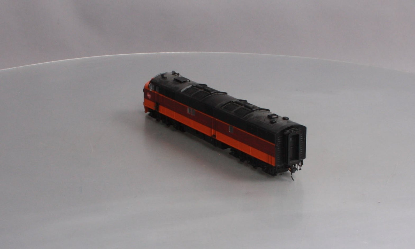 Proto 2000 920-40950 Milwaukee Road E7 A Diesel Locomotive #18-A with Sound LN/Box