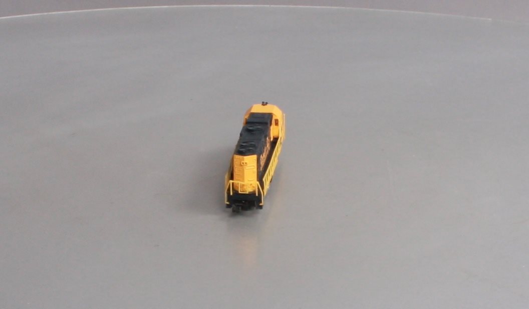 Life Like 7843 N Scale Santa Fe GP38-2 Diesel Locomotive #3500