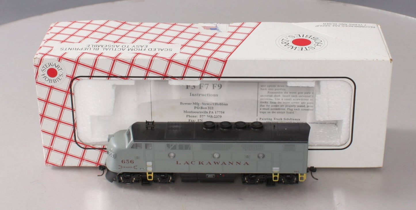 Stewart 5122 HO Delaware, Lackawanna & Western Diesel F-3 A Unit Ph I Early #656