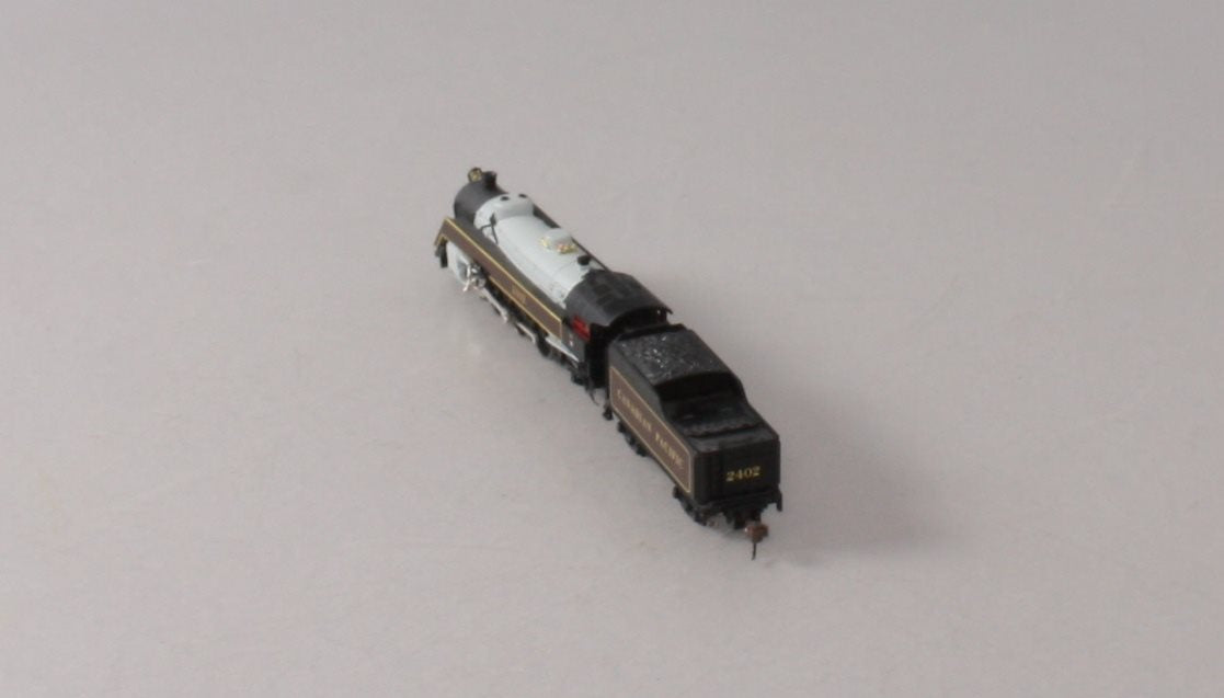 Model Power 87428 Canadian Pacific 4-6-2 Semi-SL Steam Locomotive w/ Tender
