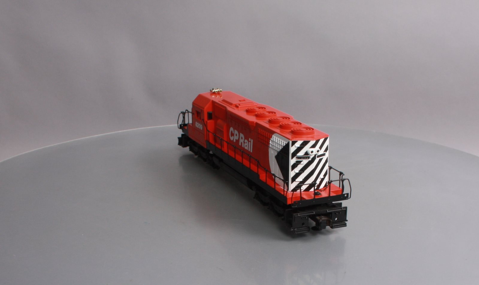 Lionel 6-18209 O Gauge Canadian Pacific SD40 Dummy Diesel Locomotive #8209 EX/Box