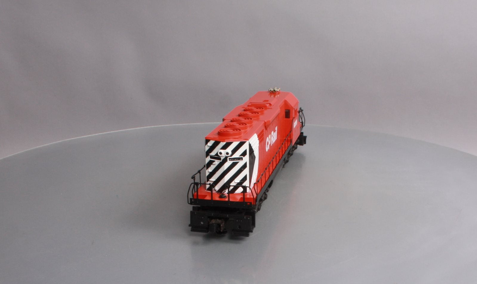 Lionel 6-18209 O Gauge Canadian Pacific SD40 Dummy Diesel Locomotive #8209 EX/Box