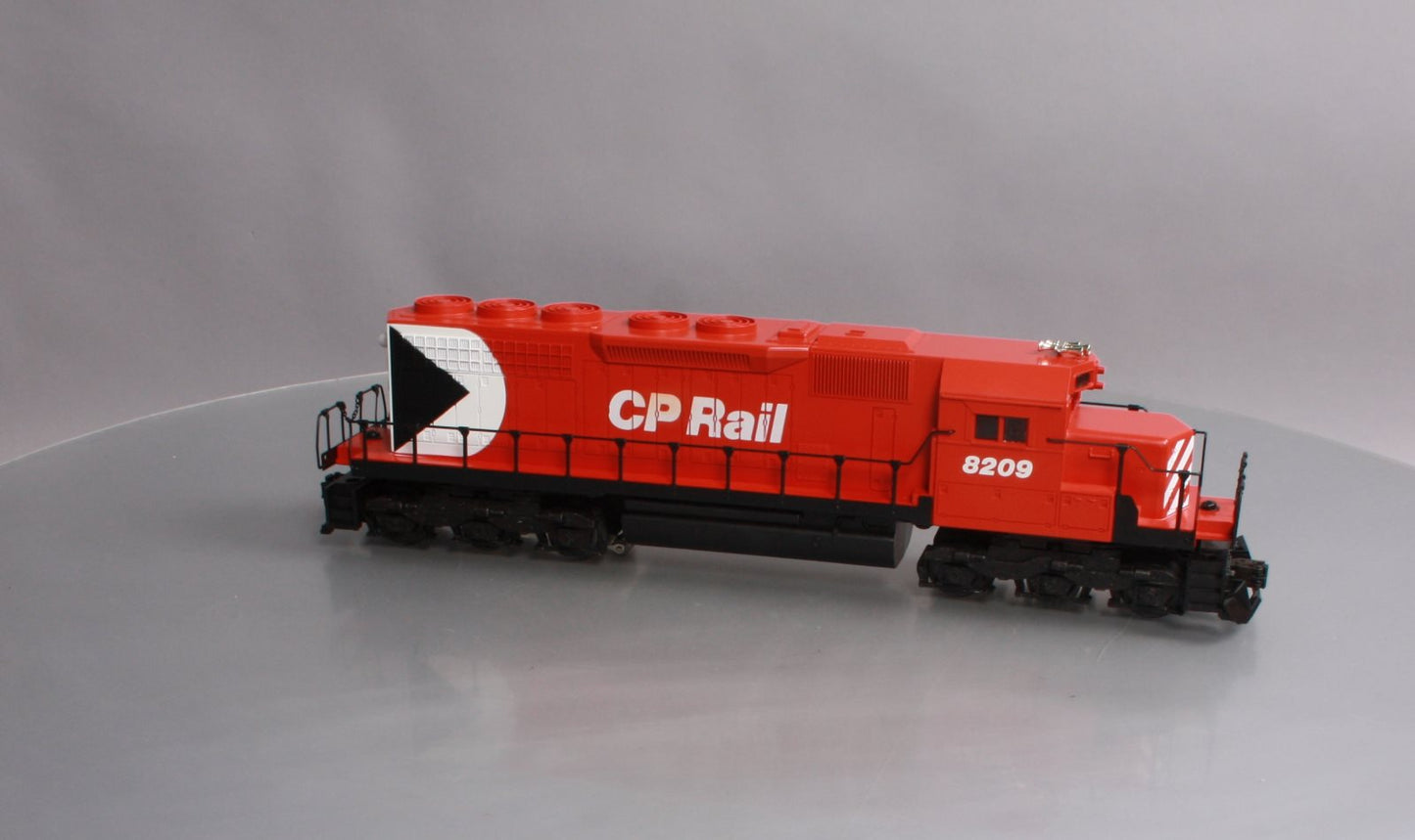 Lionel 6-18209 O Gauge Canadian Pacific SD40 Dummy Diesel Locomotive #8209 EX/Box
