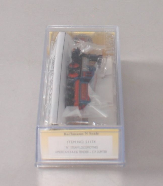 Bachmann 51174 N Central Pacific 4-4-0 American Steam Locomotive & Tender