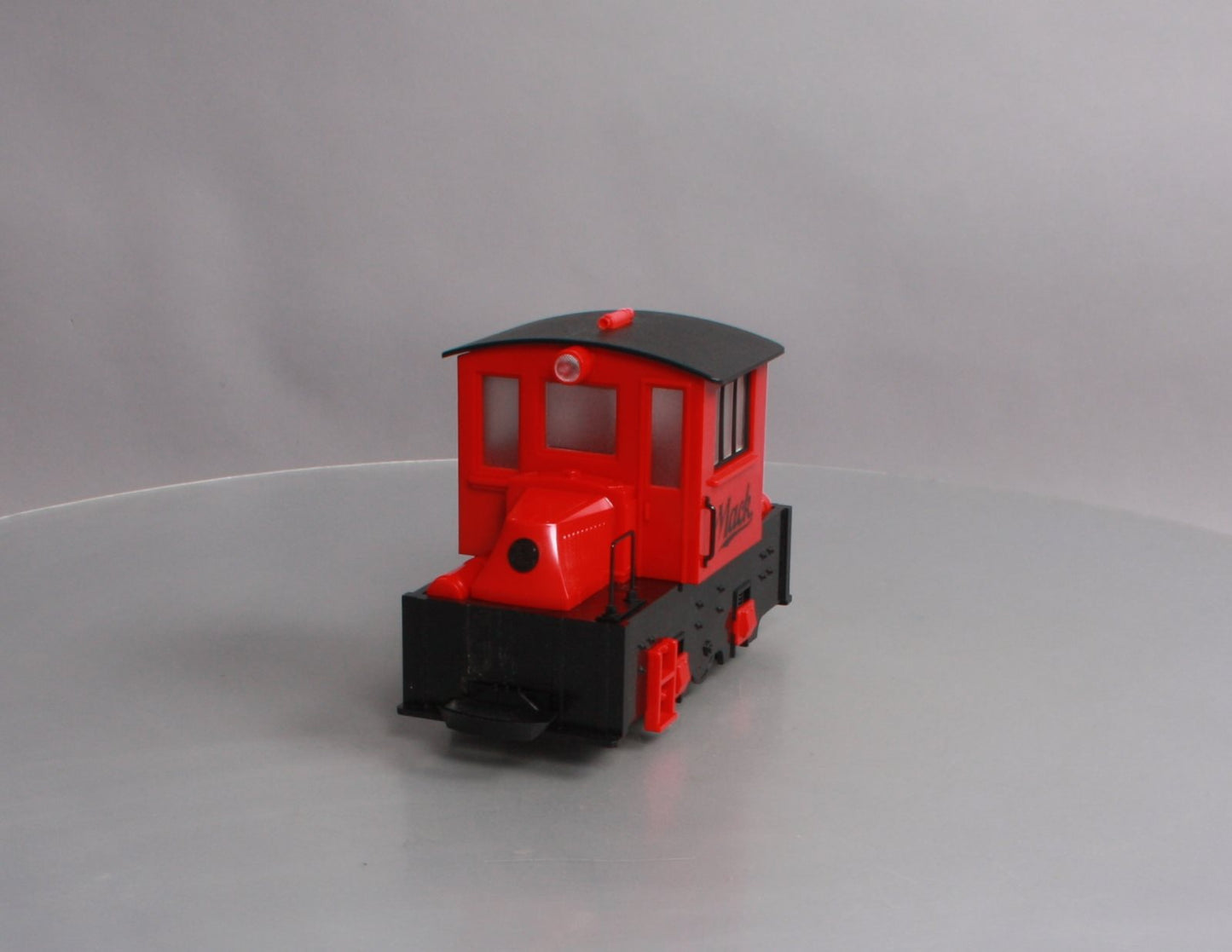 Hartland 09703 "G" Scale Red Mack Engine