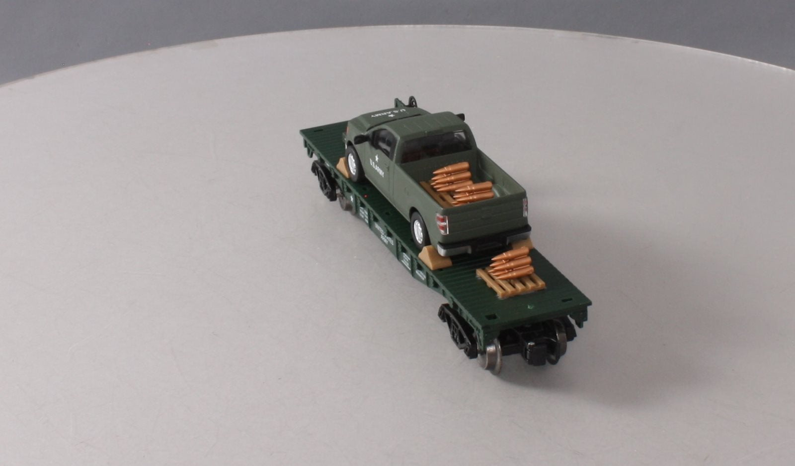 Menards 279-2655 O United States Army Flat Car w/ F-150 Pick-up NIB