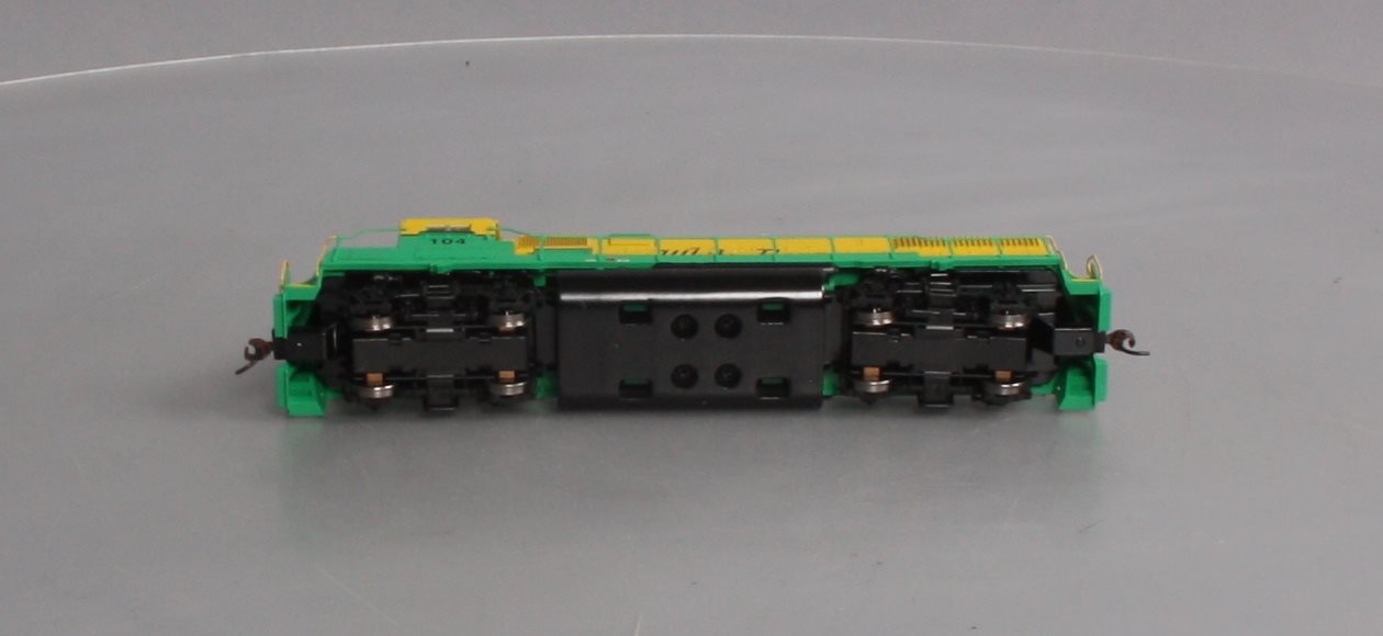 Athearn 99157 HO Scale White Pass & Yukon Route #104 GP 38-2 Diesel Locomotive