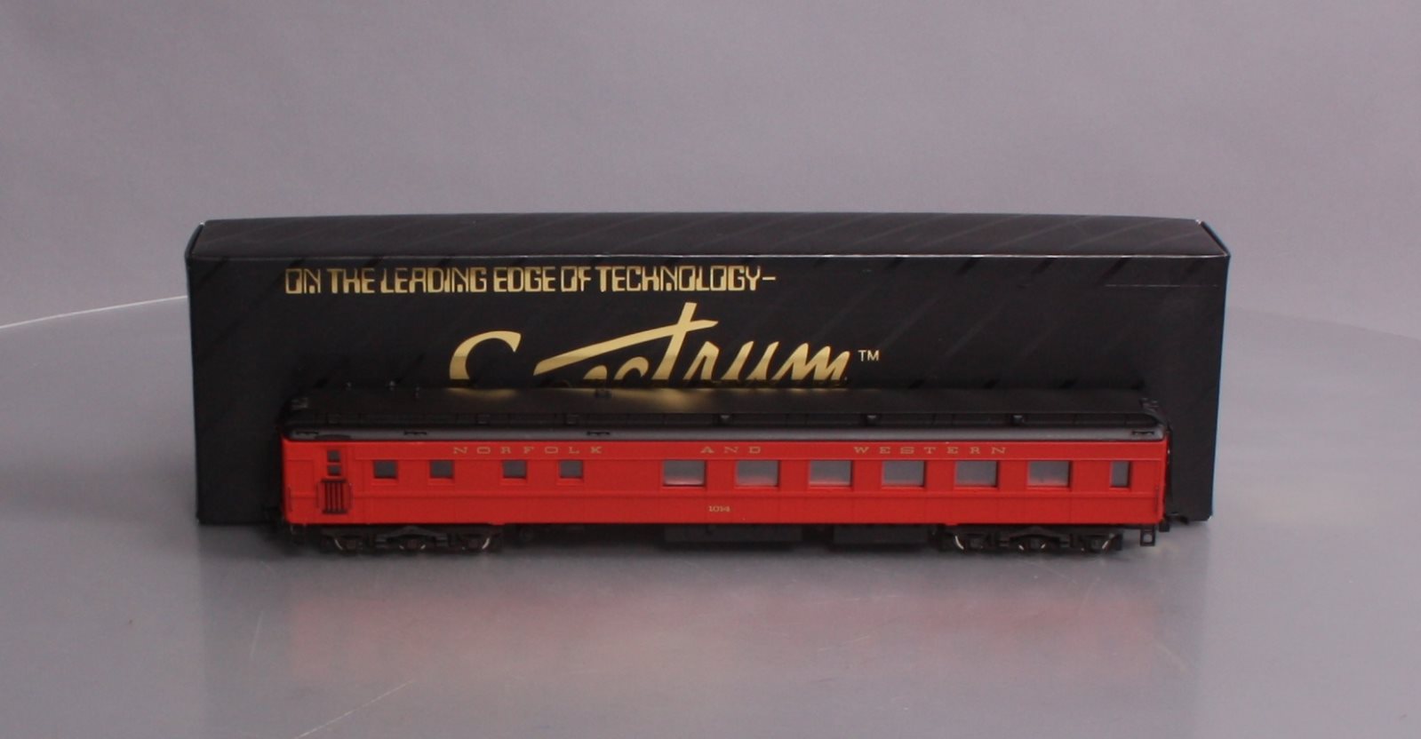 Bachmann 89124 HO Norfolk & Western Diner Car #1014