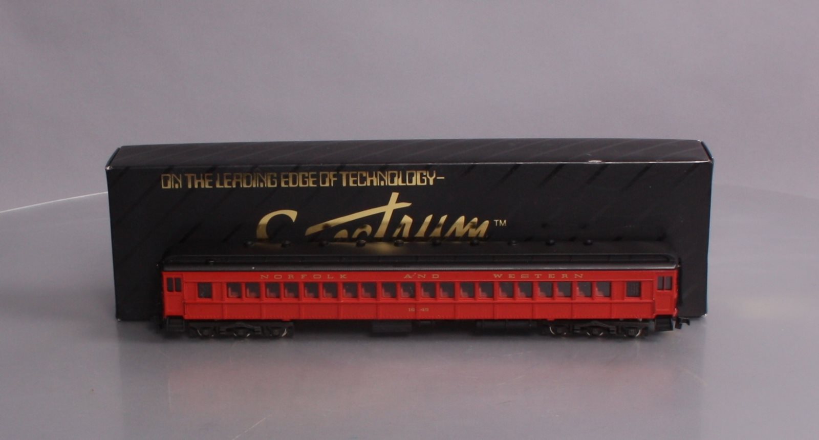 Bachmann 89123 HO Norfolk & Western Passenger Coach #1645