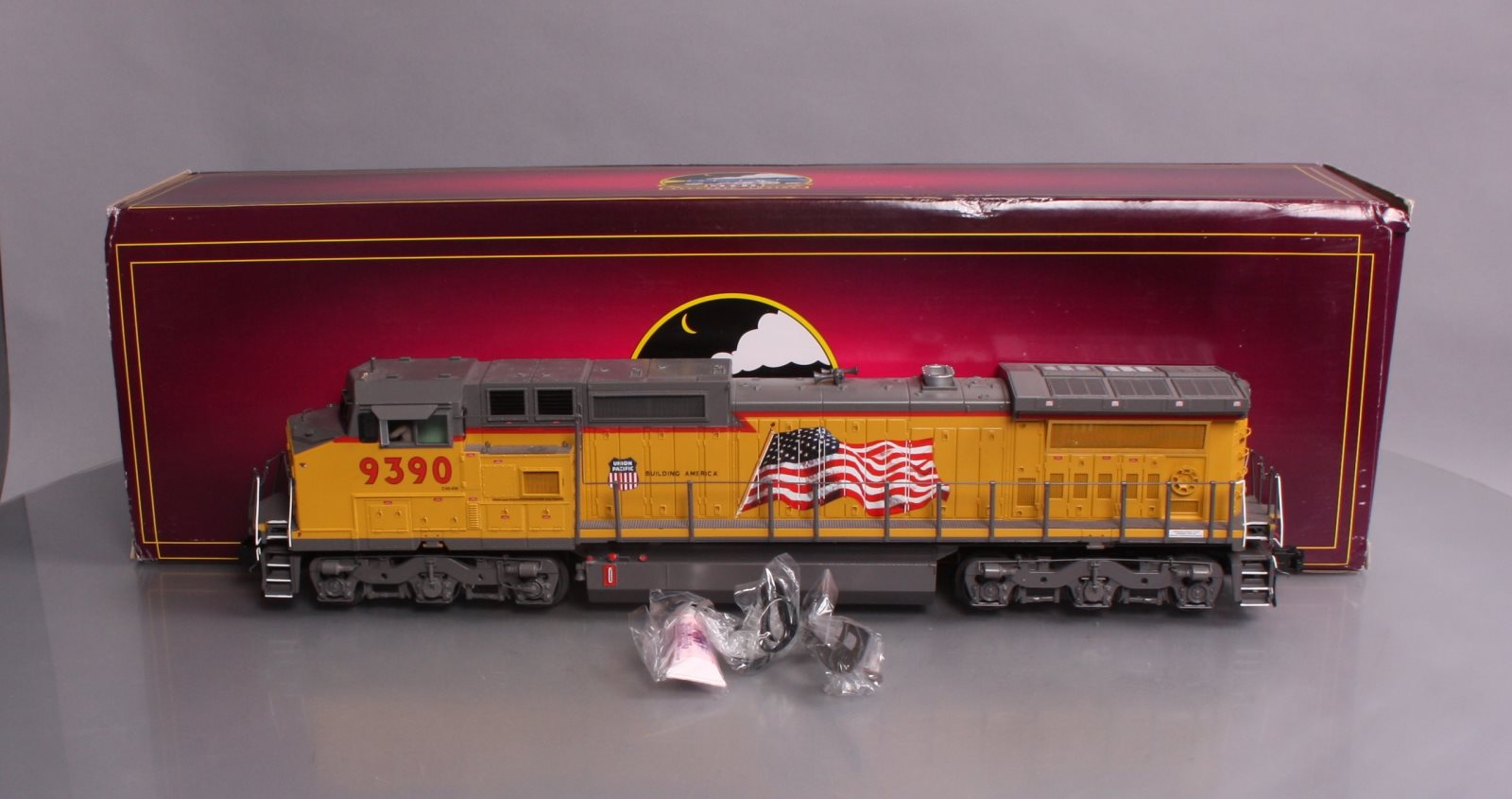 MTH 20-20730-1 Union Pacific Dash-8 Diesel Engine with Proto-Sound 3.0 #9390