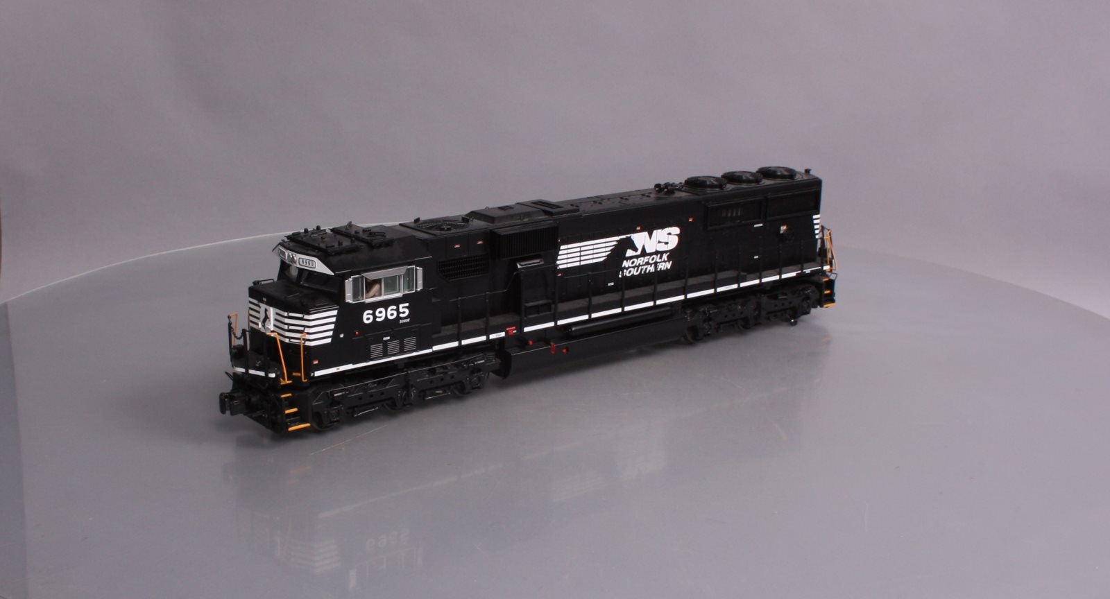 MTH 20-20597-1 Norfolk Southern SD60E Diesel Engine #6965