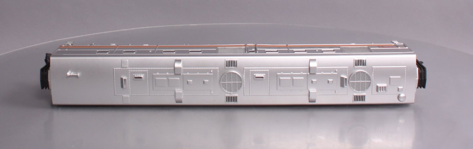 MTH 20-2223-3 O Gauge Santa Fe DL110 B-Unit Powered Diesel Engine LN/Box