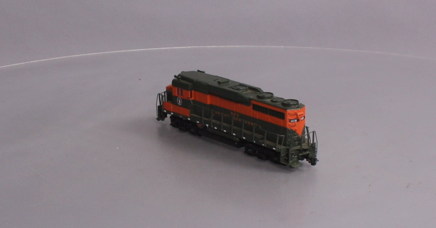 Bachmann 41-0825-11 HO Great Northern GP-30 Powered Diesel Locomotive #3016 MT/Box