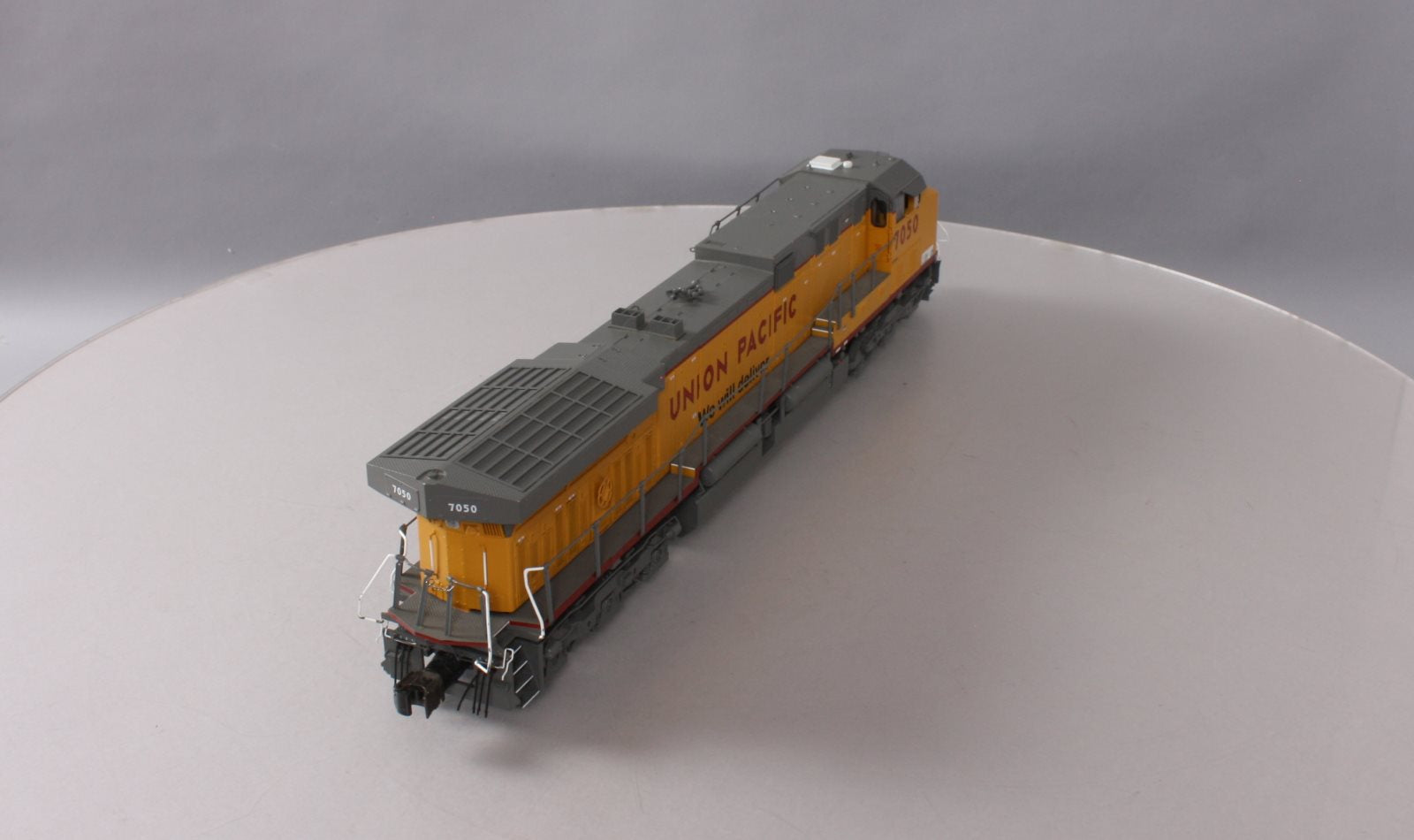 Lionel 6-28327 Union Pacific GE AC6000 Diesel Locomotive #7050
