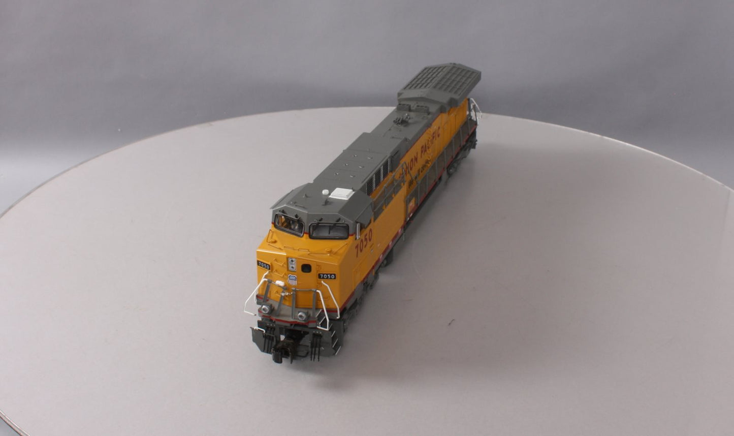 Lionel 6-28327 Union Pacific GE AC6000 Diesel Locomotive #7050