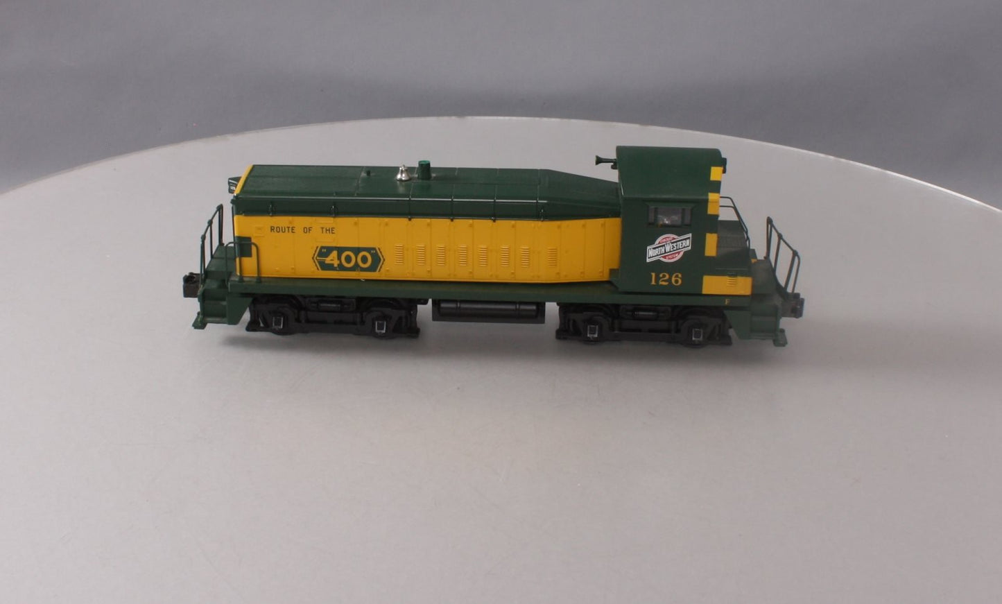 MTH 30-2165-1 Chicago & NorthWestern SW-8 Diesel Switcher w/PS1 #126 LN/Box
