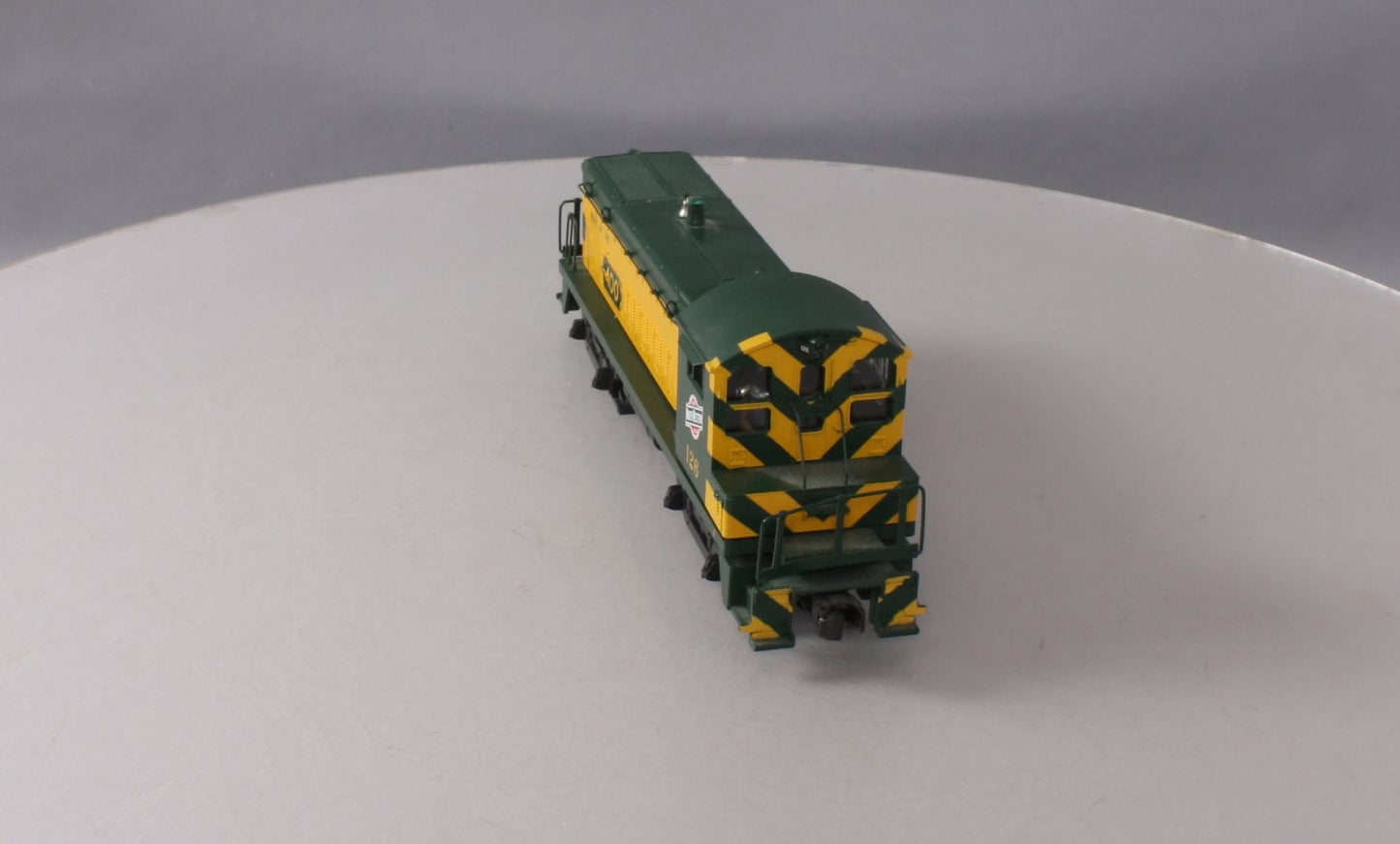 MTH 30-2165-1 Chicago & NorthWestern SW-8 Diesel Switcher w/PS1 #126 LN/Box