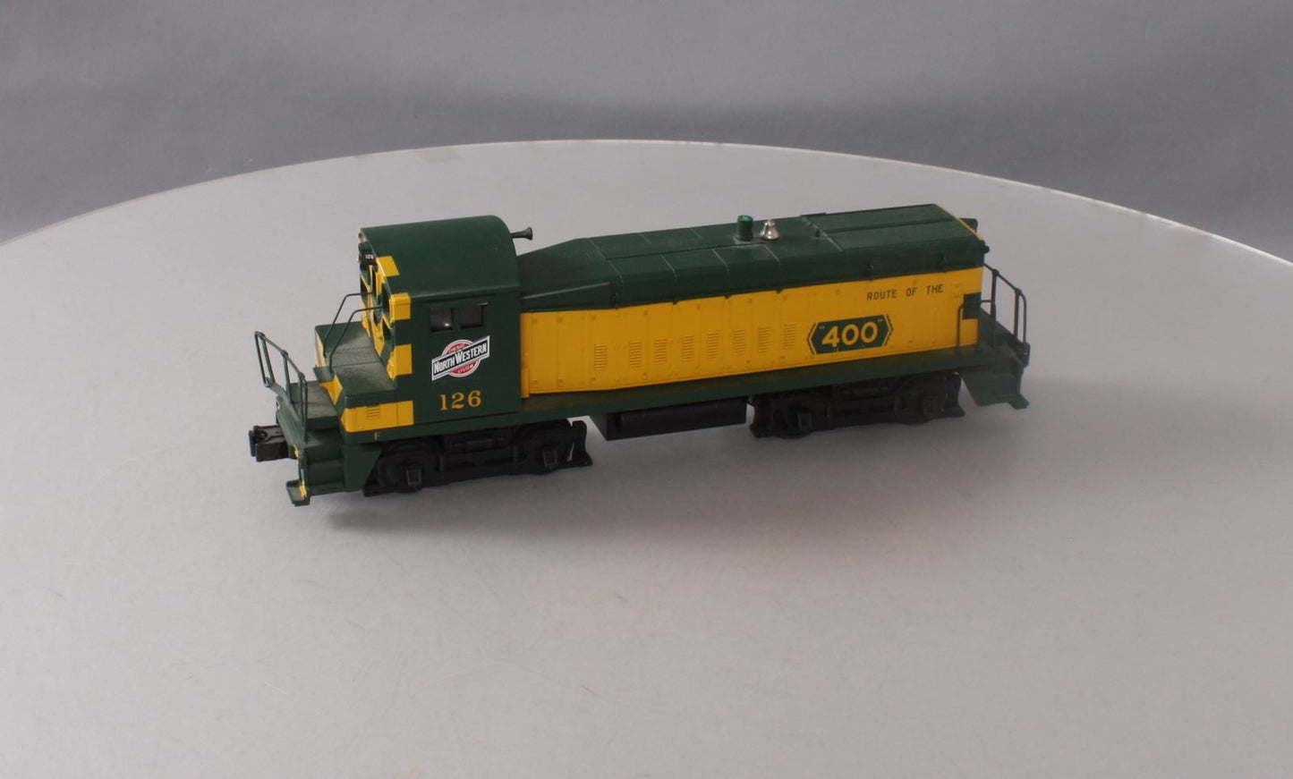 MTH 30-2165-1 Chicago & NorthWestern SW-8 Diesel Switcher w/PS1 #126 LN/Box