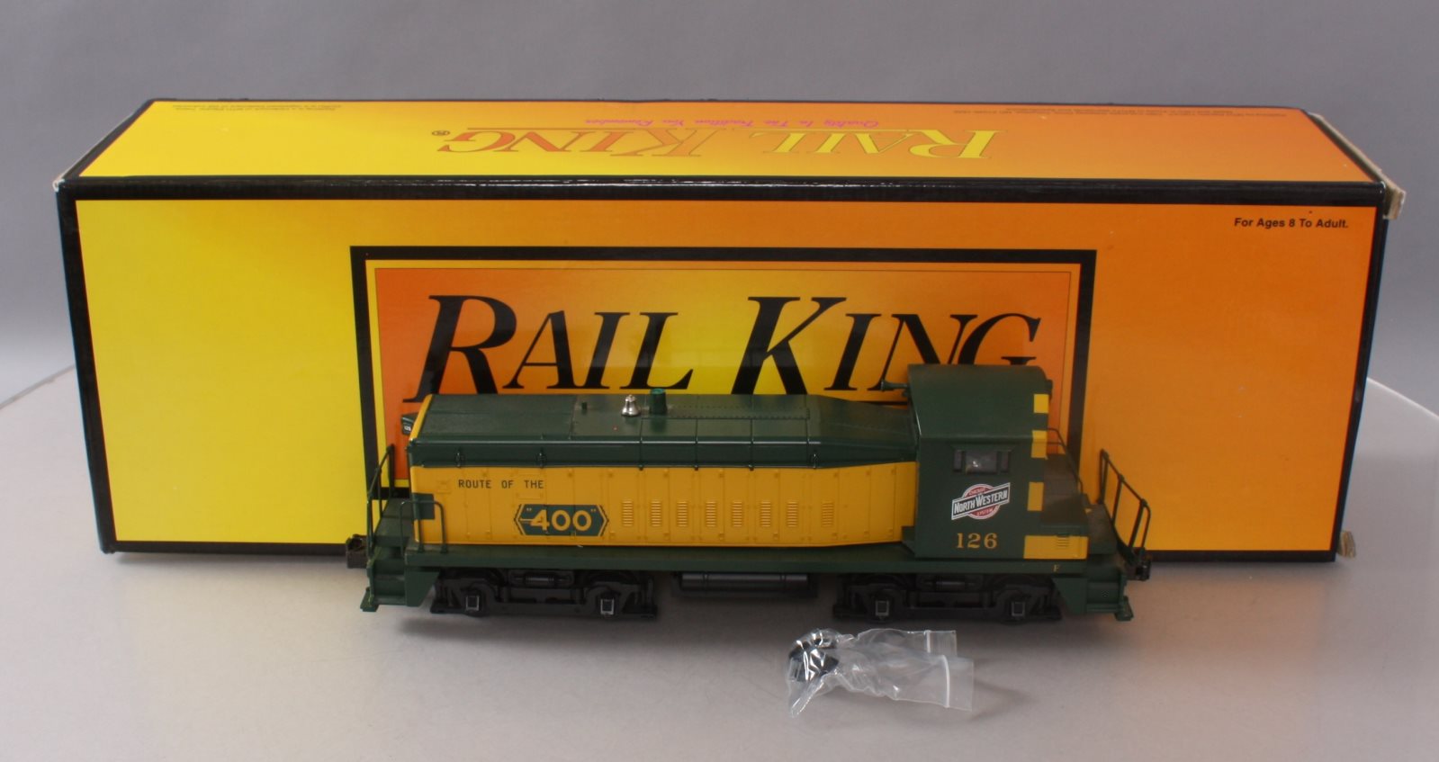 MTH 30-2165-1 Chicago & NorthWestern SW-8 Diesel Switcher w/PS1 #126 LN/Box
