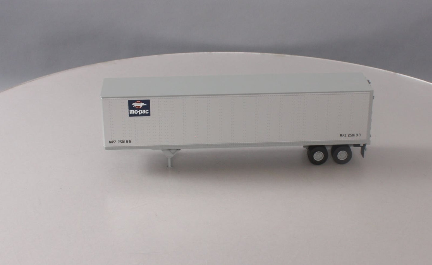 Atlas 3005308-4 O Gauge Missouri Pacific 45' Trailer #250189
