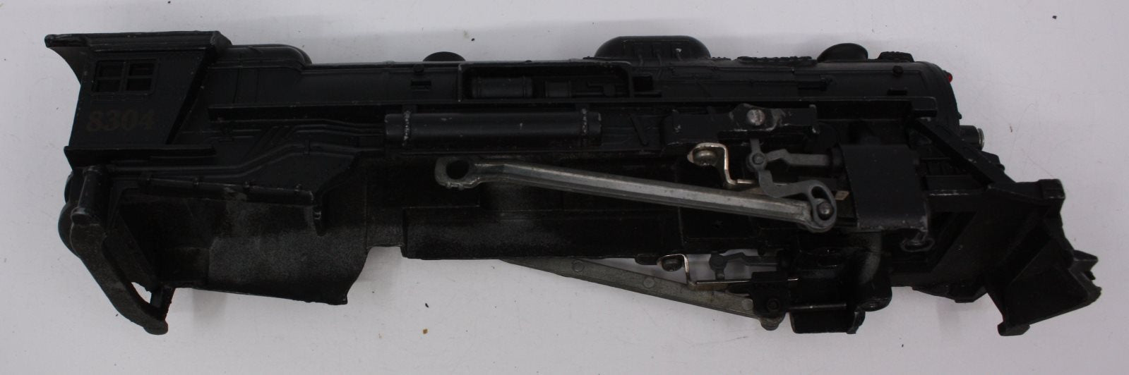 Lionel 8304-5X Steam Locomotive Shell #8304 w/ steam chest.