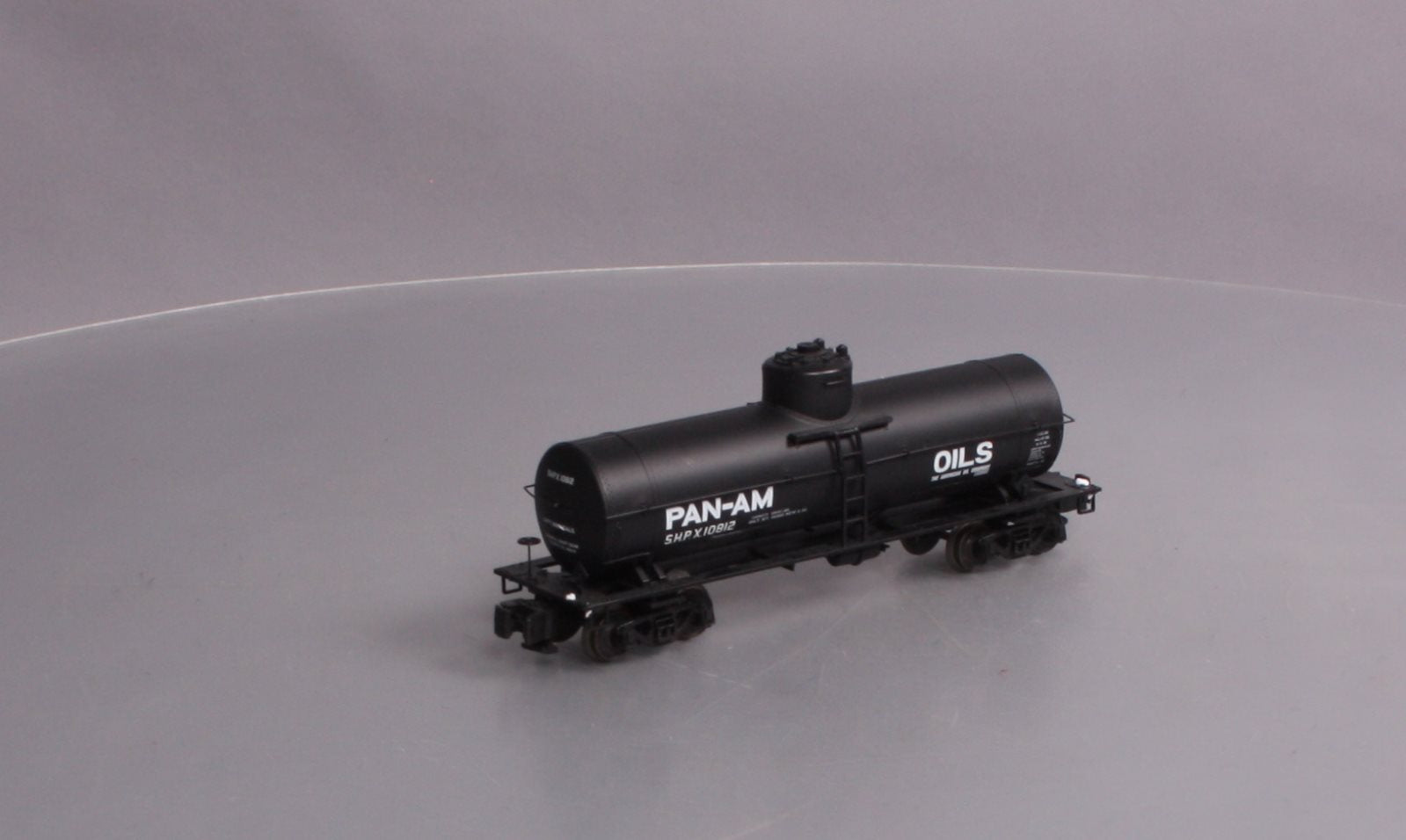 Des Plaines Hobbies DPS14092 S Scale Pan Am Oils Tank Car #10812 (Hi-Rail) LN/Box