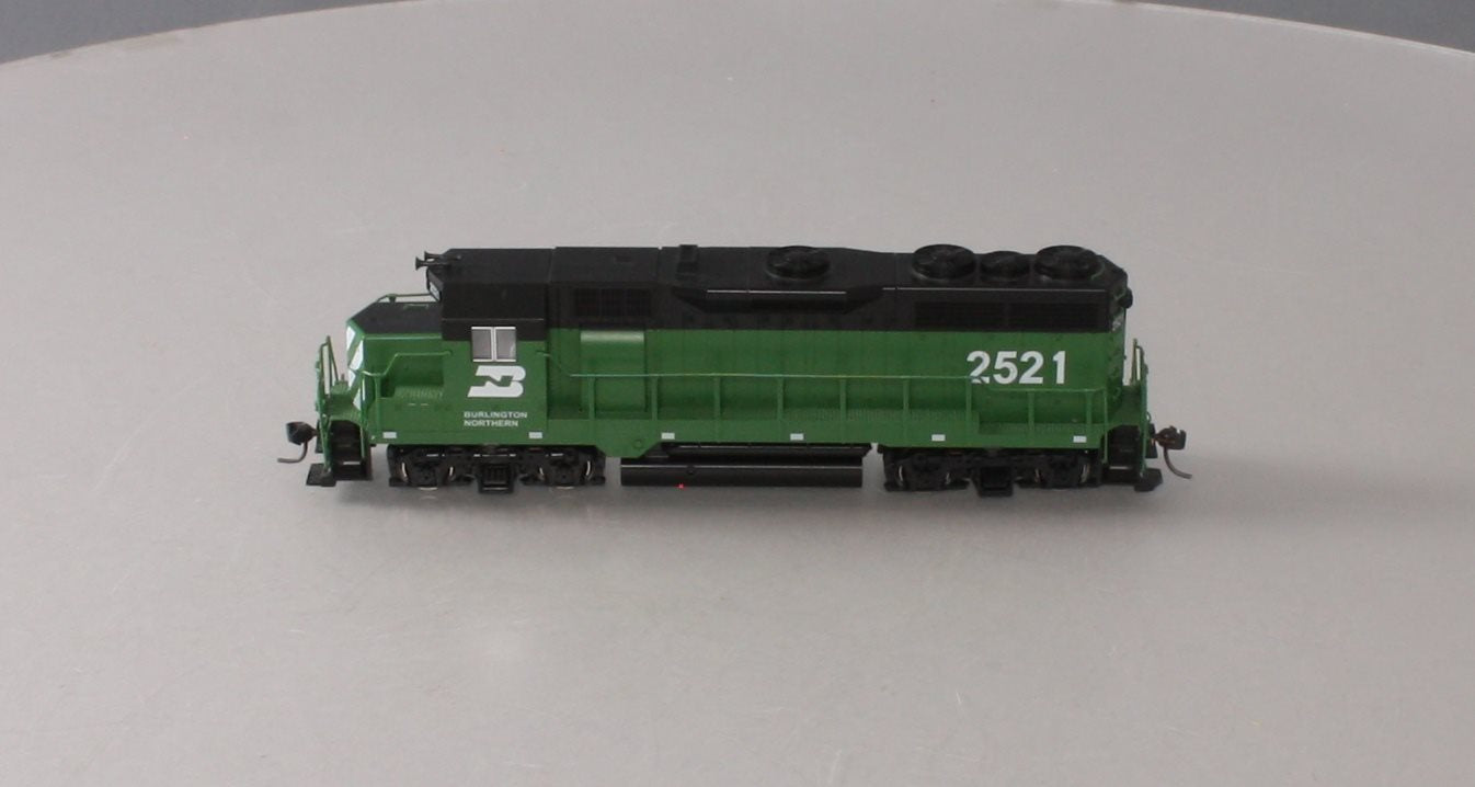 Kato 37-3001 HO Scale Bulington Northen GP35 Diesel Engine #2521 LN/Box