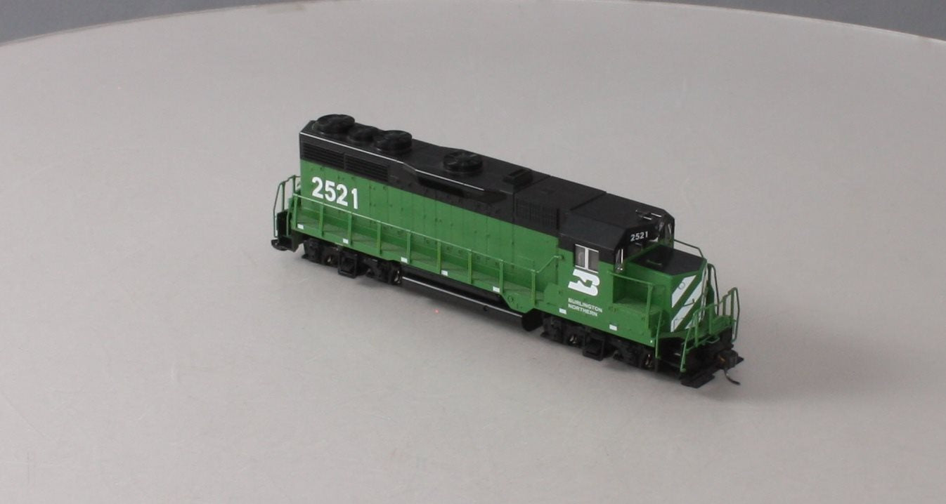 Kato 37-3001 HO Scale Bulington Northen GP35 Diesel Engine #2521 LN/Box