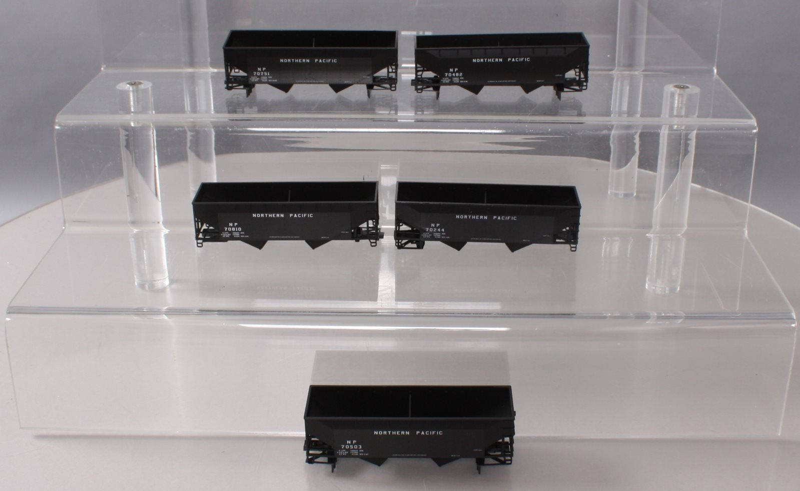 Athearn 5587 HO Northern Pacific AAR 50 Ton Hopper (Pack of 5)
