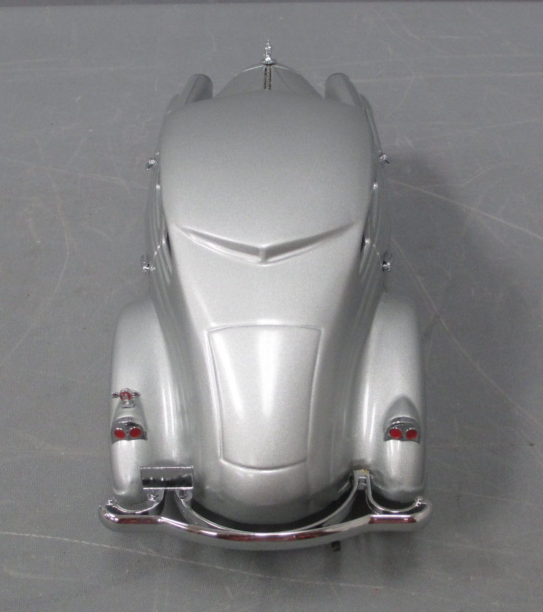 Danbury Mint 1933 1:24 Scale 1933 Pierce Silver Arrow Diecast NIB