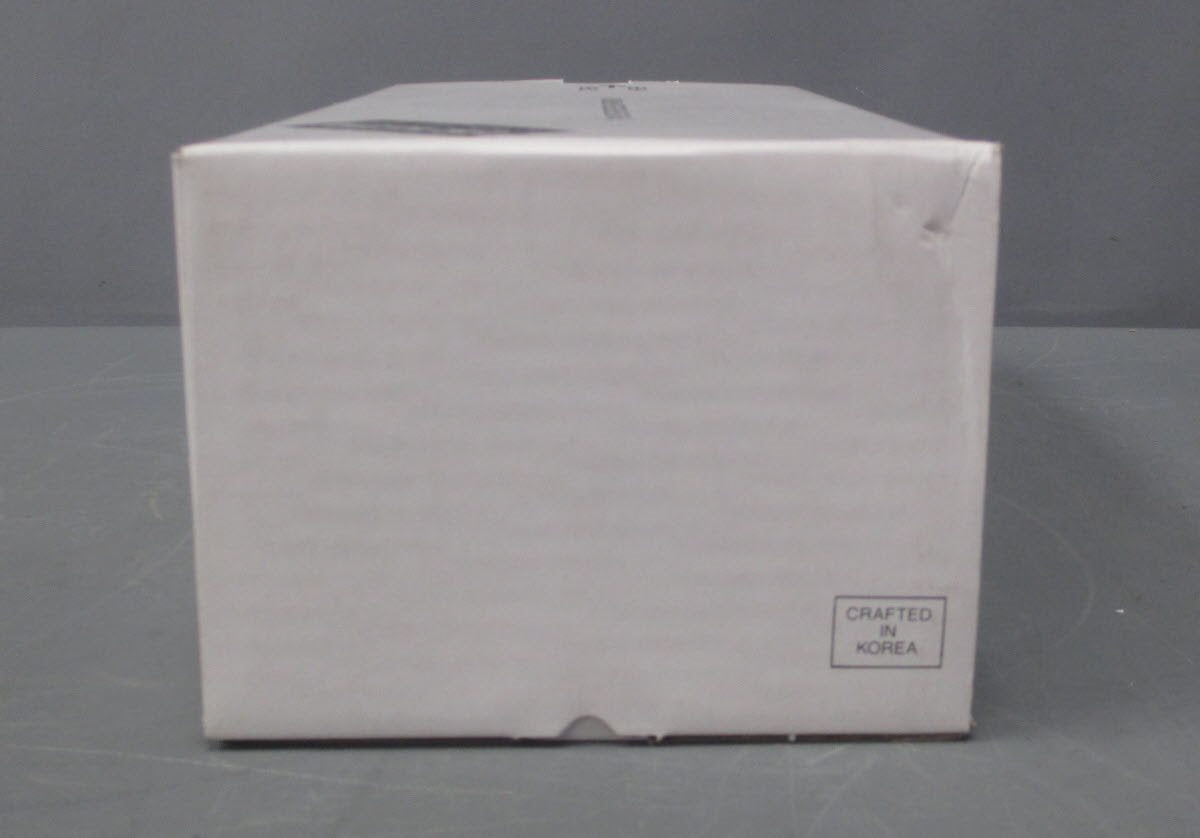 Danbury Mint 1933 1:24 Scale 1933 Pierce Silver Arrow Diecast NIB
