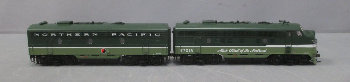 Athearn G3201 HO Scale Northern Pacific EMD F9AB Diesel Locomotive Set LN/Box