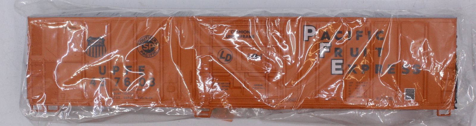 Lionel 457603-1 Pacific Fruit Express Shell