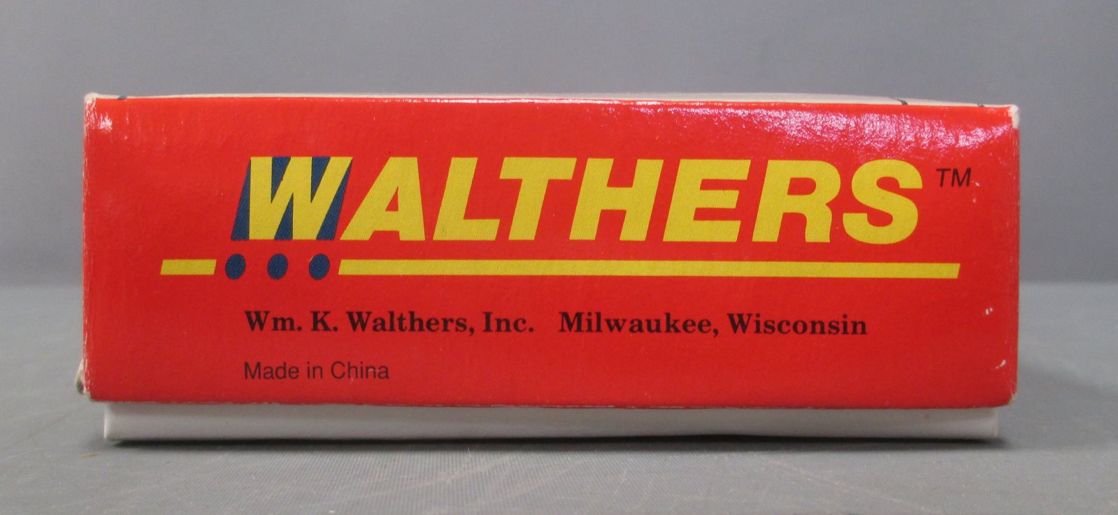 Walthers 932-3976 HO CN 305' Thrall 5-Unit Articulated Double Stack Car Kit