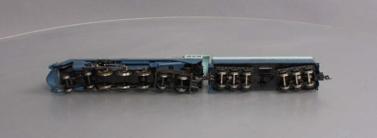 AHM 5196-02 HO Santa Fe Blue Goose 4-6-4 Hudson Steam Locomotive & Tender