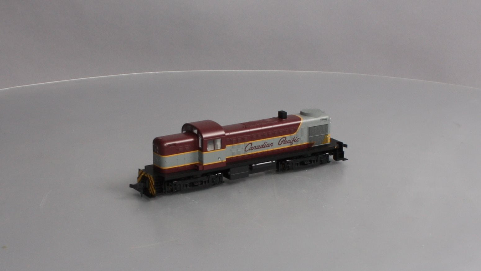 Kato 37-2003 HO Canadian Pacific ALCO RS-2 Locomotive LN/Box