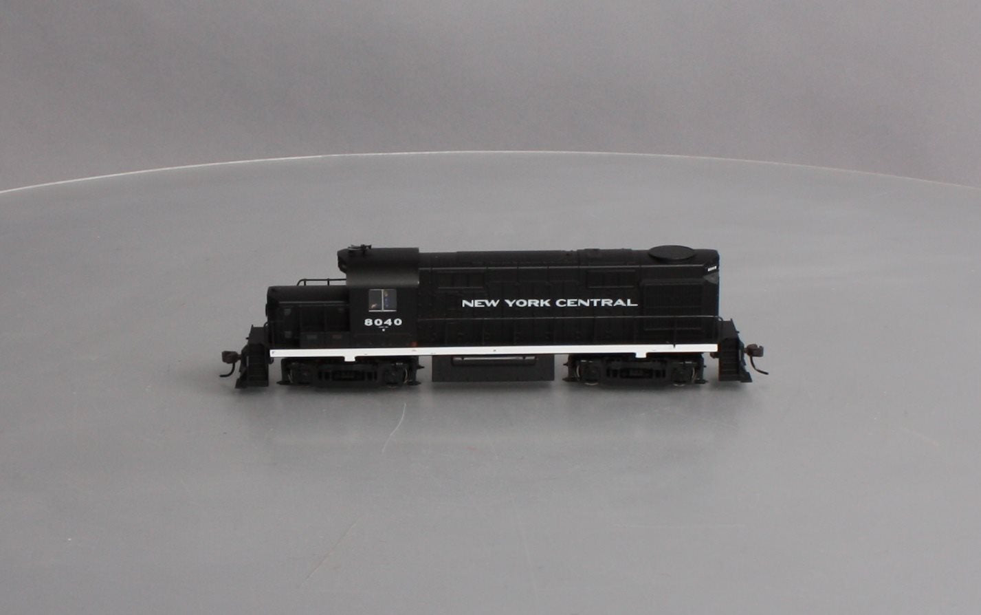 Atlas 8387 HO New York Central RS-32 Diesel Locomotive #8040