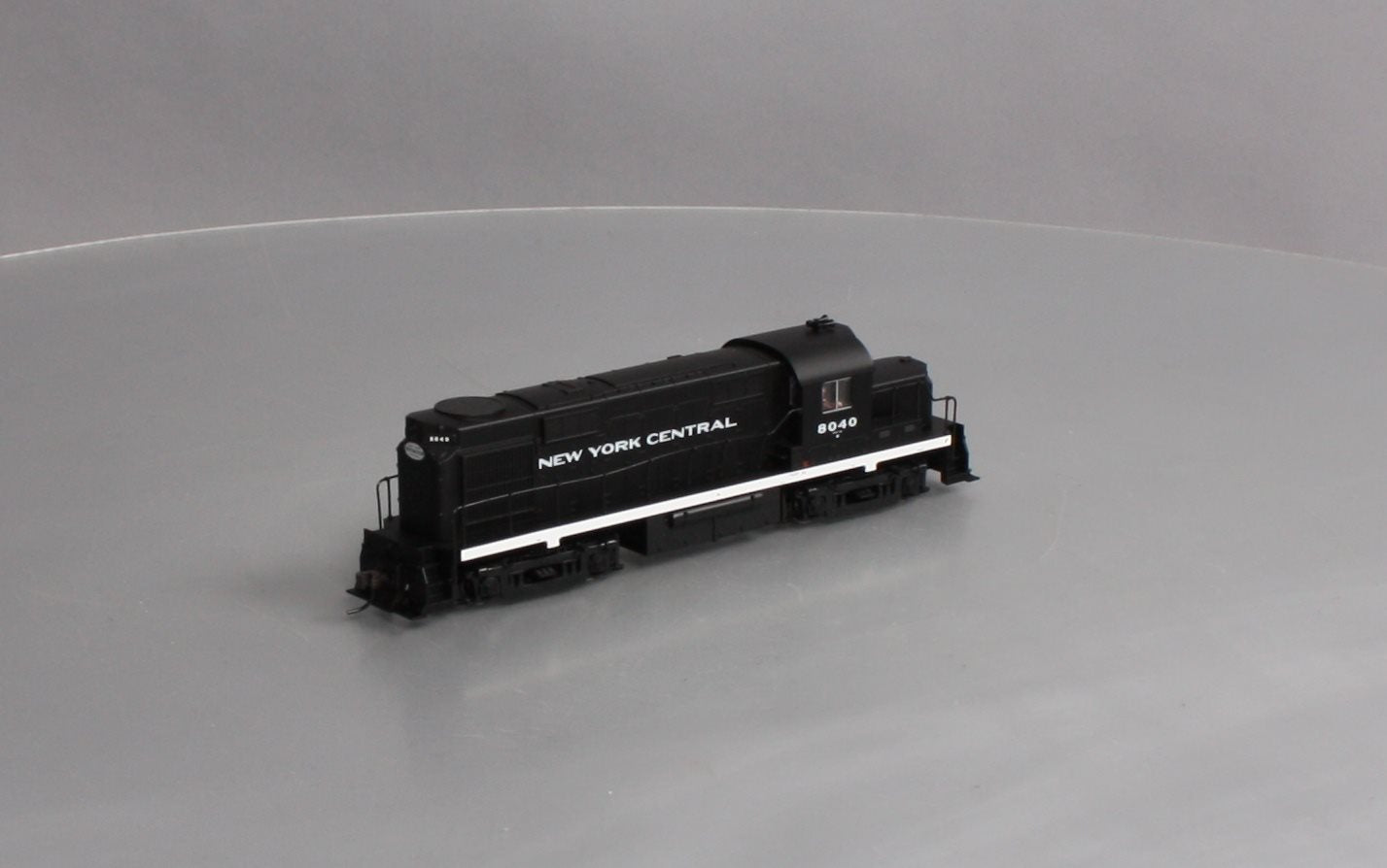 Atlas 8387 HO New York Central RS-32 Diesel Locomotive #8040