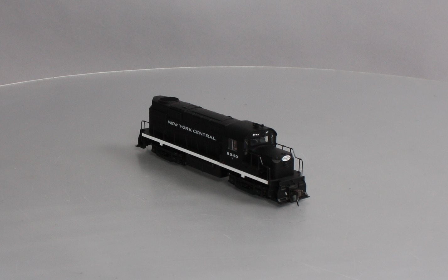 Atlas 8387 HO New York Central RS-32 Diesel Locomotive #8040