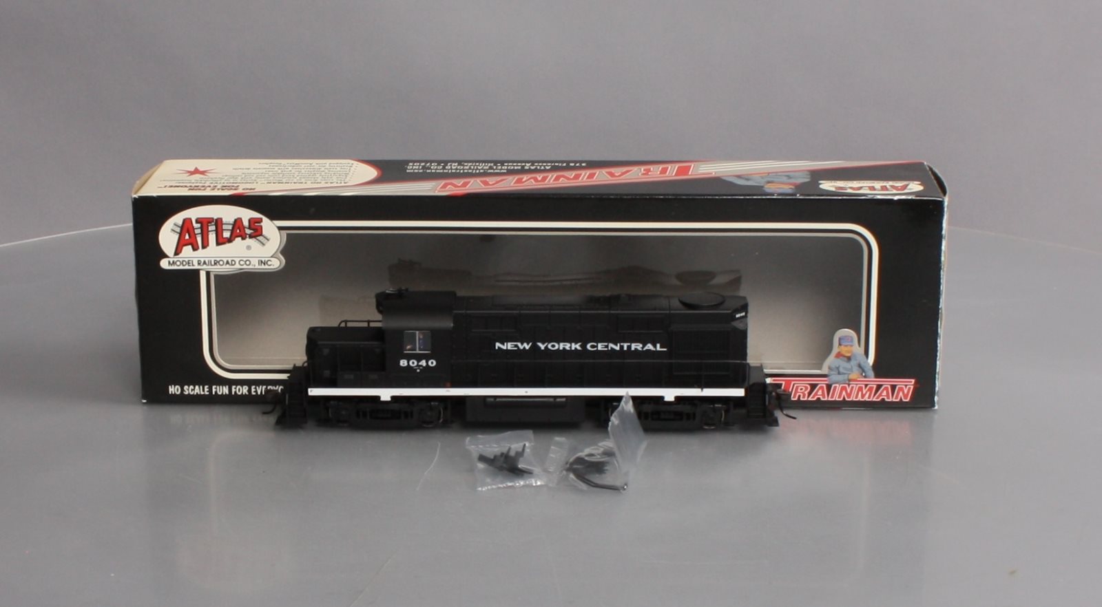 Atlas 8387 HO New York Central RS-32 Diesel Locomotive #8040