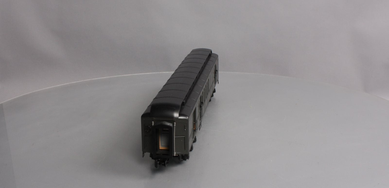 MTH 20-42037 O Scale NYC 70' Madison RPO Passenger Car LN/Box