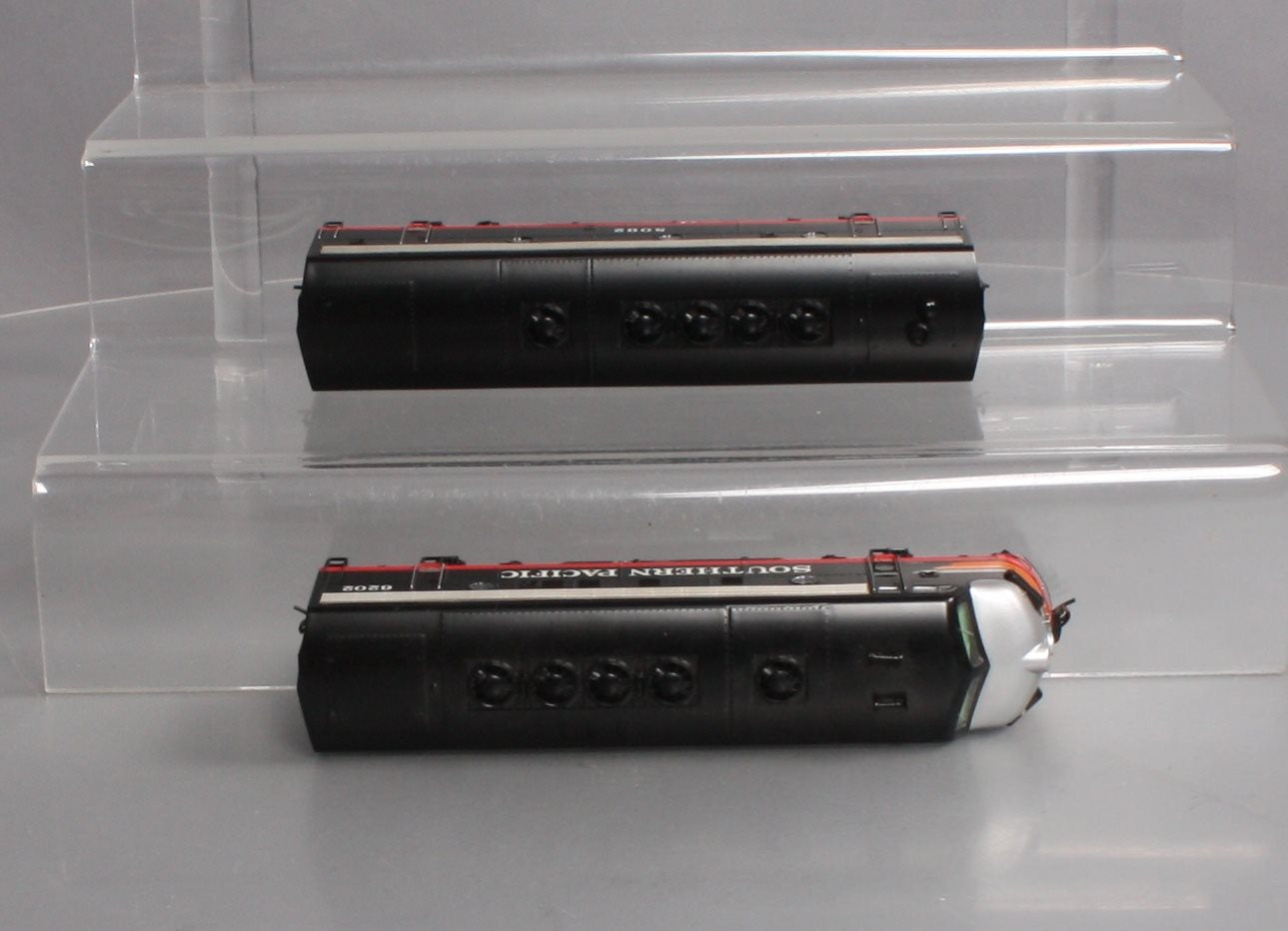 Athearn G15271 HO Southern Pacific Phase 1 F-7 AB Diesel Set LN/Box