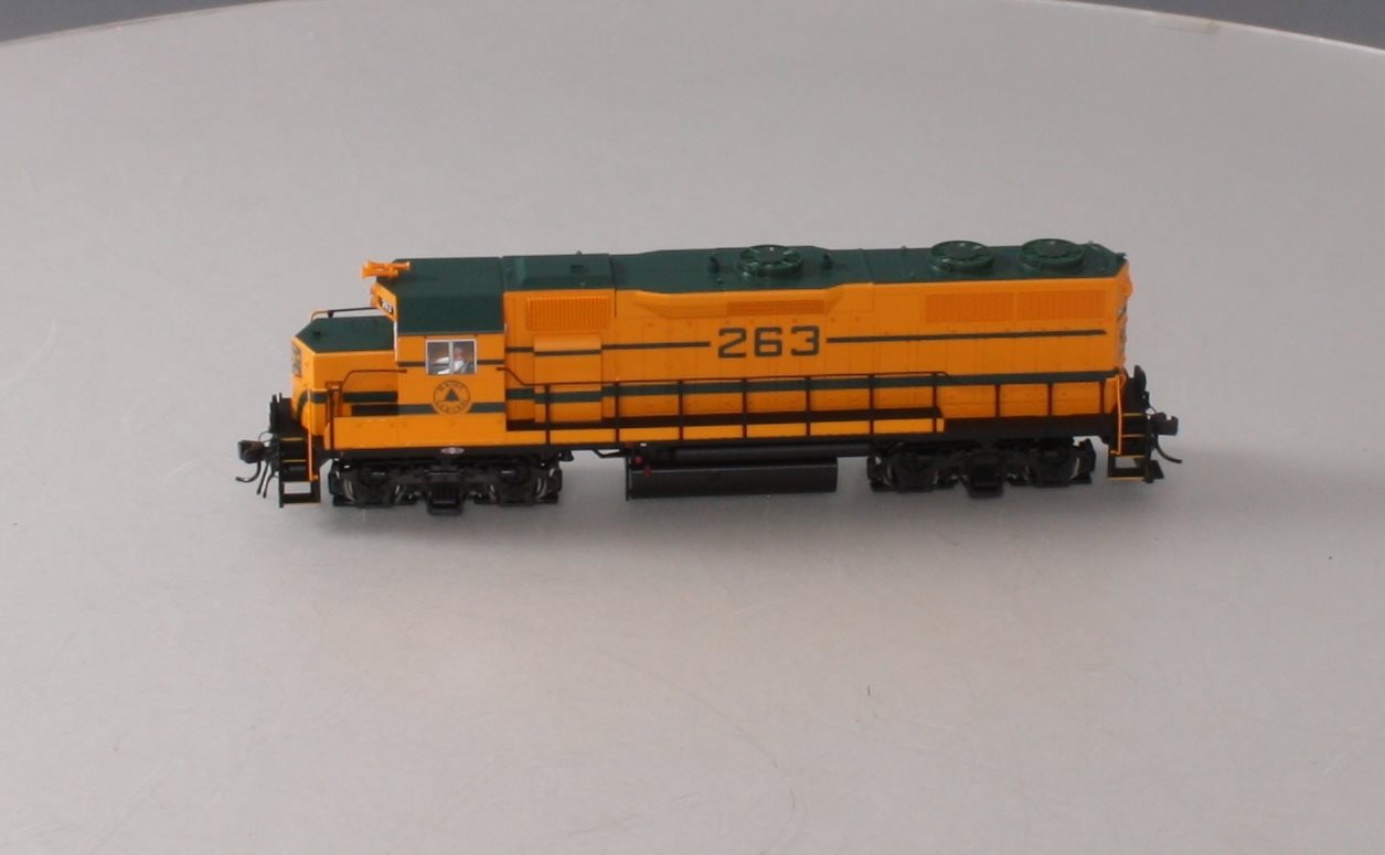 Atlas 9108 HO Scale Maine Central GP-38 Diesel Locomotive #263 w/ DCC MT/Box